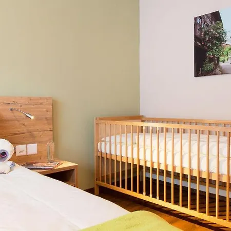 公寓 Sleeps 4 Wifi T425769 *